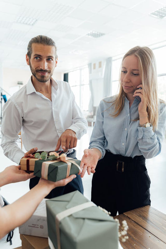 Pourquoi choisir un panier cadeau personnalisé pour vos événements corporatifs ?